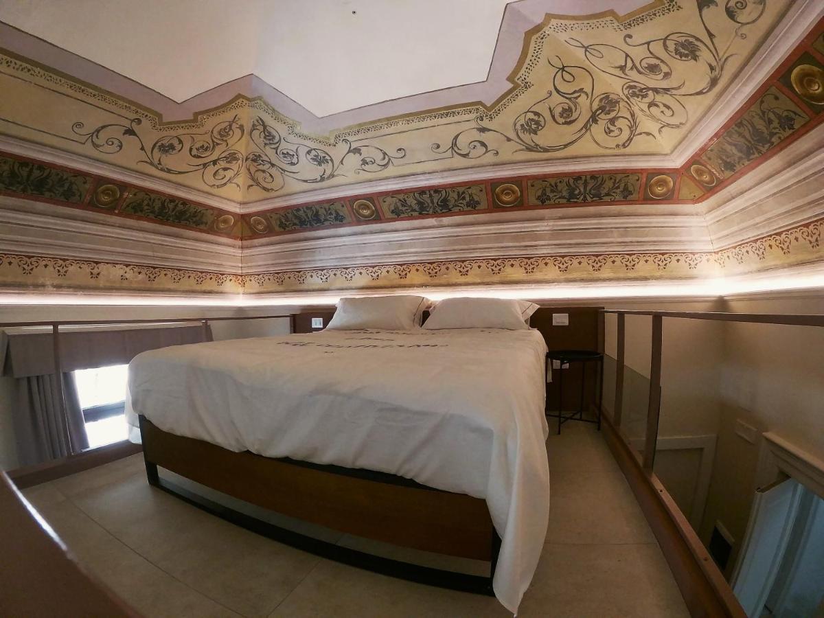 Palazzo Sul Corso-Charming Appartaments Μπρίντιζι Εξωτερικό φωτογραφία